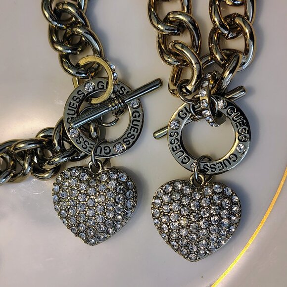 Set Guess Puffed Heart Charm Pave Rhinestone Toggle Chunky Choker & Bracelet - Picture 1 of 5
